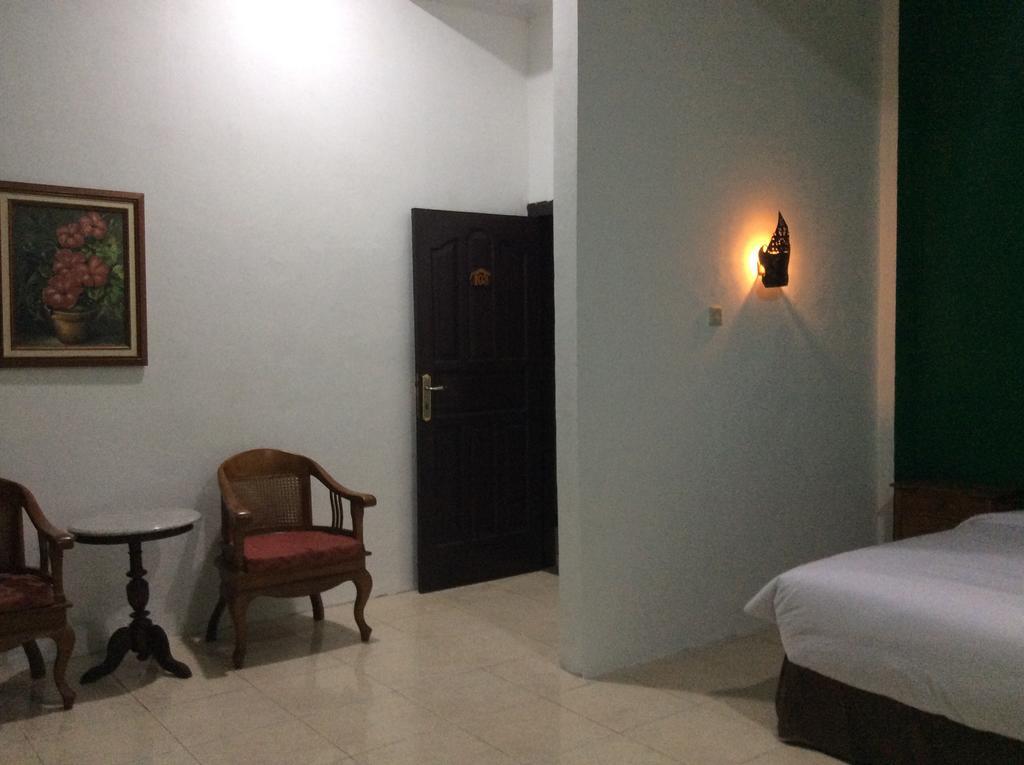 Le Paradis Hotel Palembang Pokoj fotografie