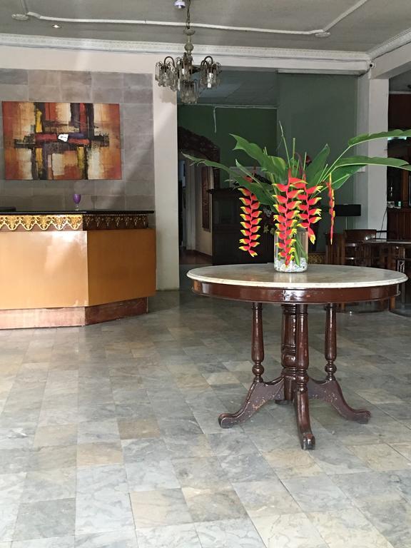Le Paradis Hotel Palembang Exteriér fotografie